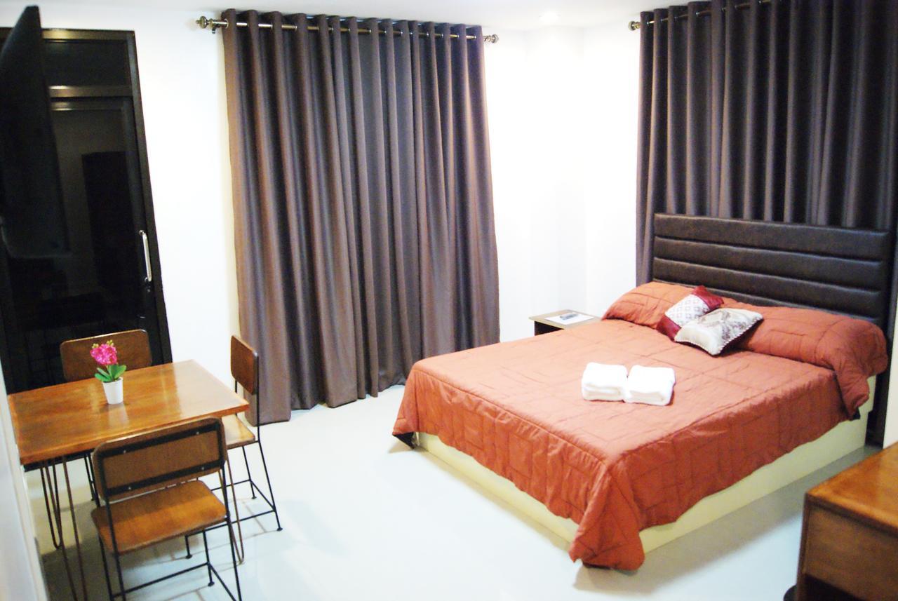La Trinidad Pension House Калибо Экстерьер фото
