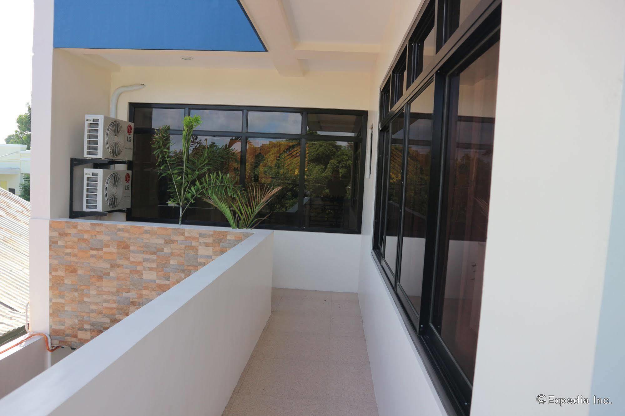 La Trinidad Pension House Калибо Экстерьер фото