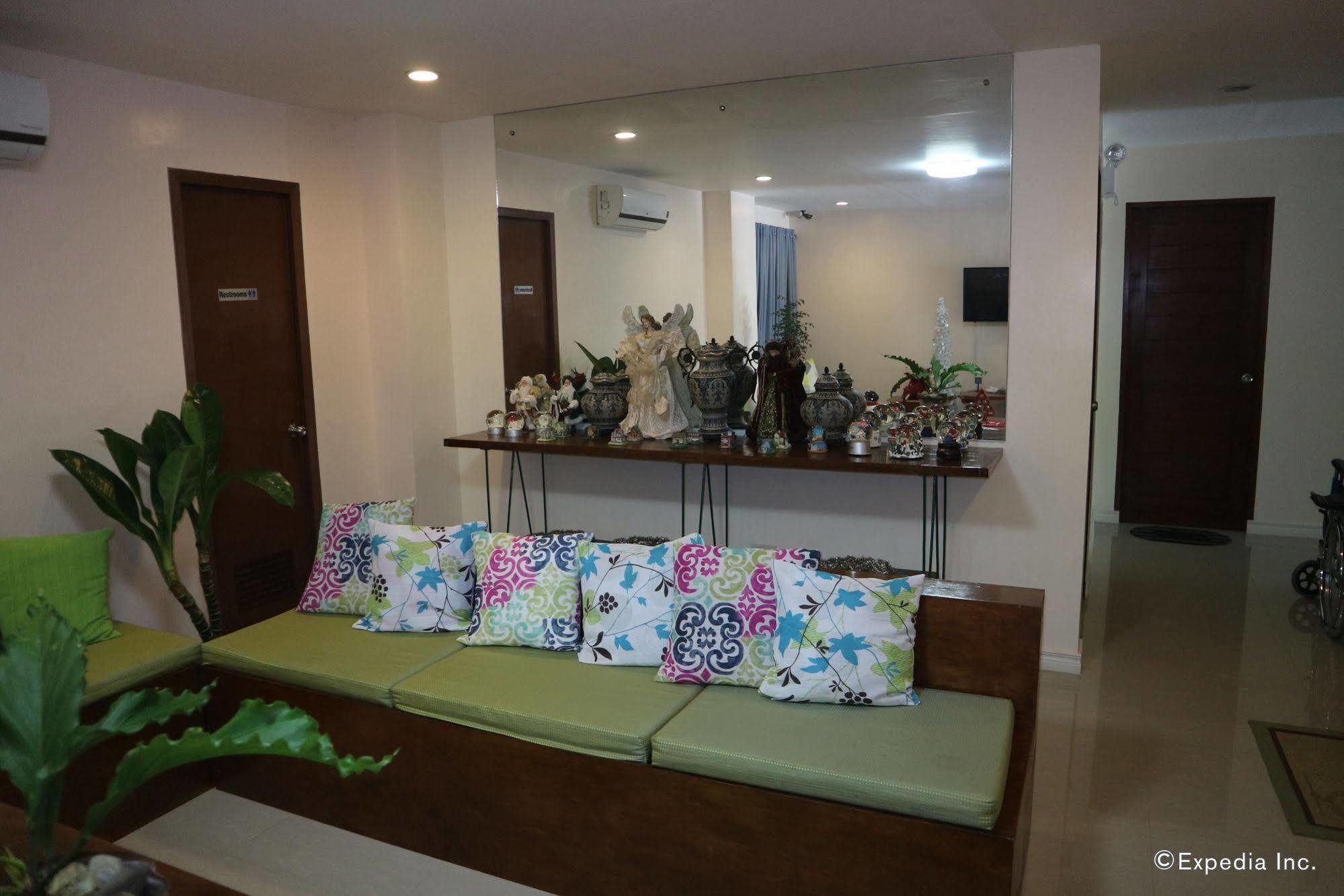 La Trinidad Pension House Калибо Экстерьер фото
